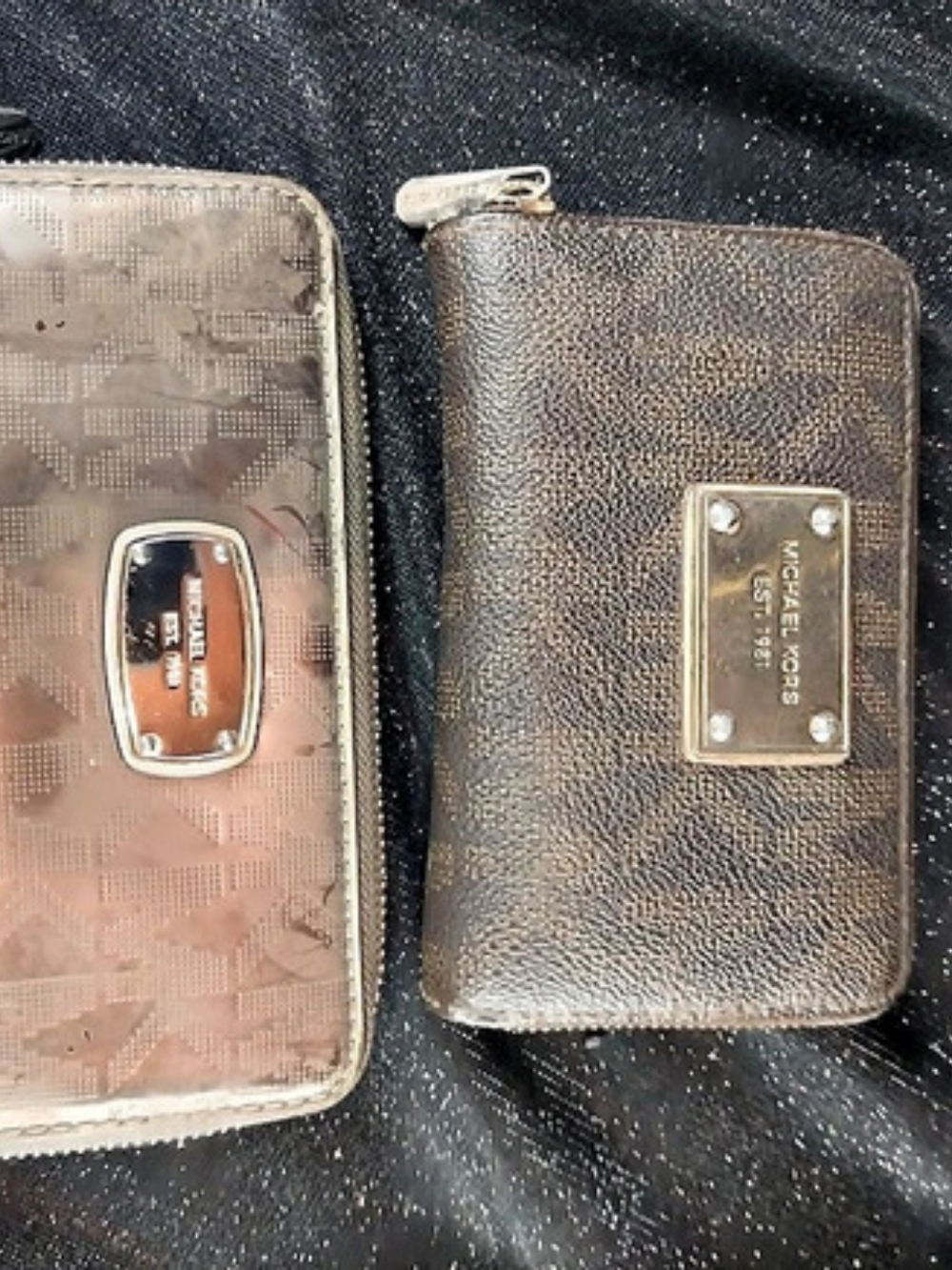 Michael Kors Lot Of 2 Wallets Jet Set Travel Medium Logo Zip-Arounds